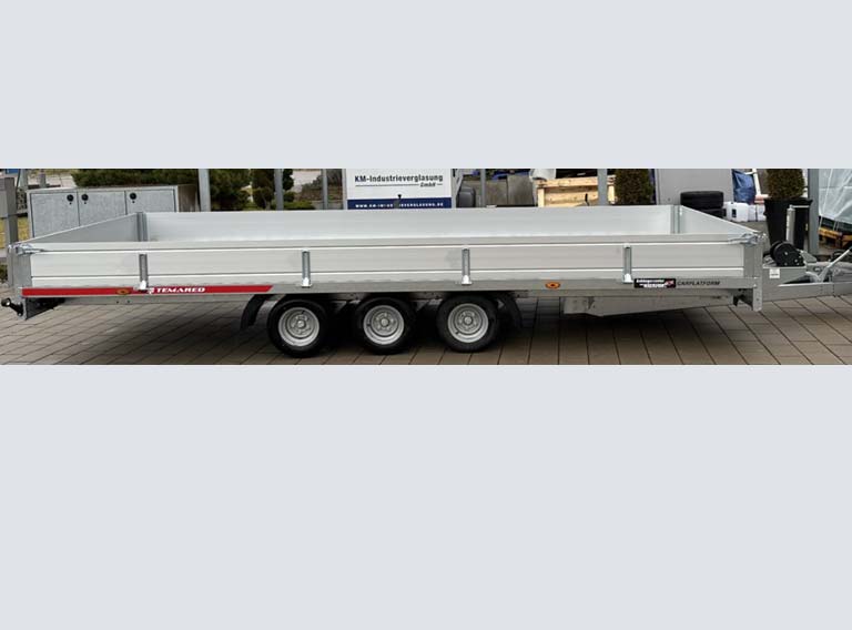 Trailer three-axle